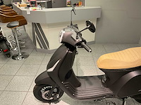 2022 escoo bayesa e-scooter - afbeelding 1 van  1