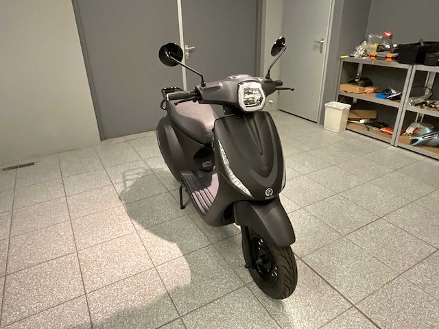 2022 escoo bayesa e-scooter - afbeelding 2 van  5