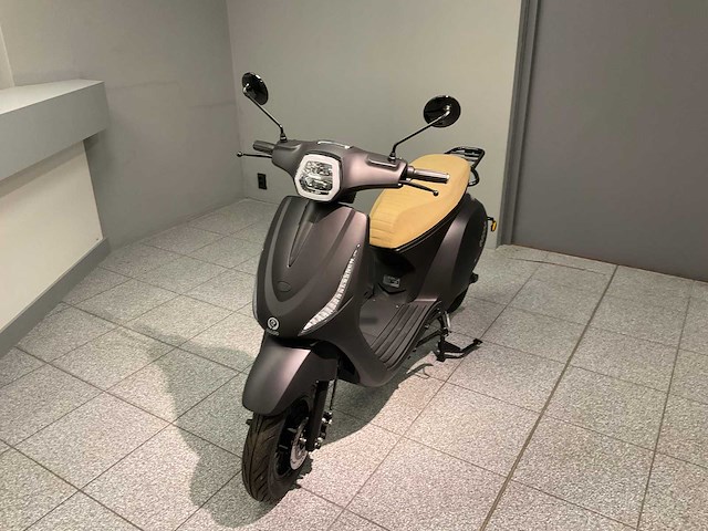 2022 escoo bayesa e-scooter - afbeelding 1 van  8