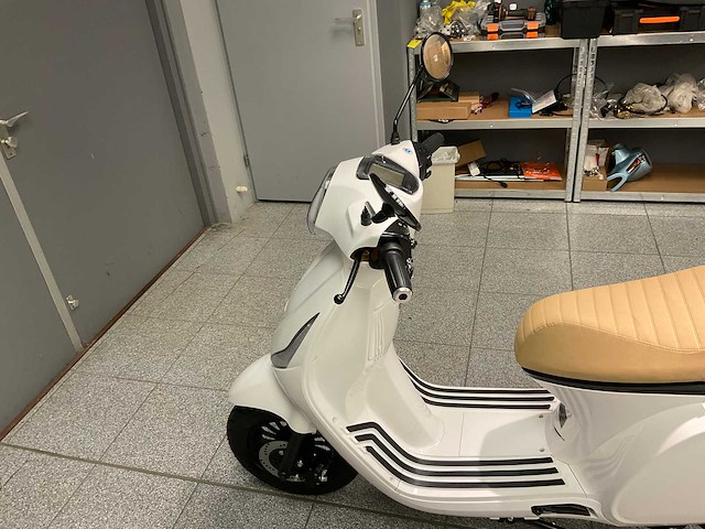 2022 escoo bayesa e-scooter - afbeelding 6 van  11