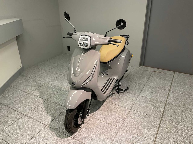 2022 escoo bayesa e-scooter - afbeelding 1 van  9