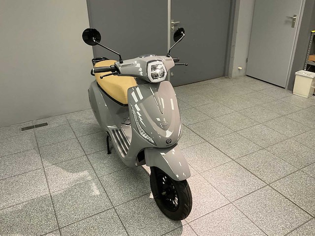 2022 escoo bayesa e-scooter - afbeelding 2 van  9