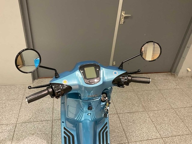 2022 escoo bayesa e-scooter - afbeelding 9 van  10