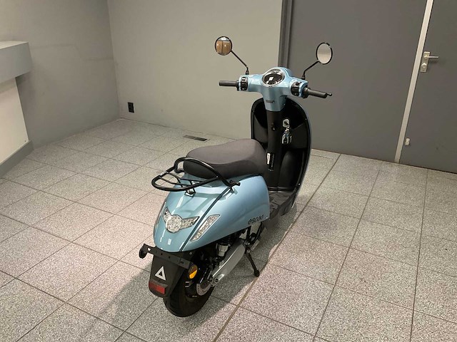 2022 escoo biënto e-scooter - afbeelding 1 van  2