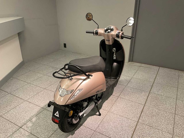 2022 escoo biënto e-scooter - afbeelding 3 van  11