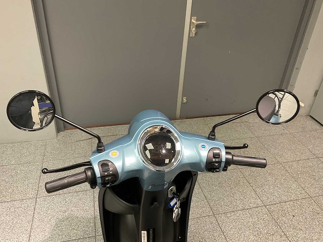 2022 escoo biënto e-scooter - afbeelding 9 van  11