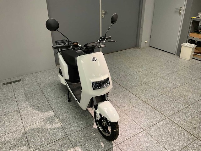 2022 escoo cida e-scooter - afbeelding 5 van  12