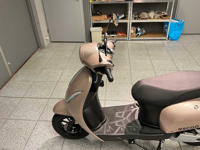 2022 escoo lm0cgc116n1j00308 biënto e-scooter - afbeelding 4 van  7