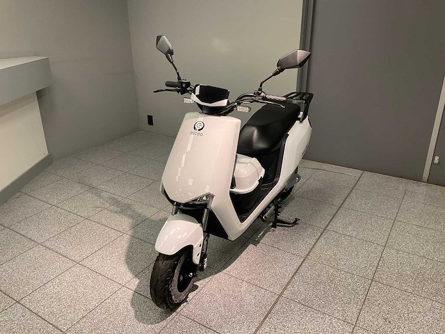 2022 escoo torcido e-scooter - afbeelding 1 van  1