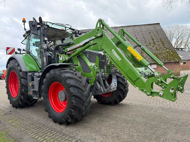 2022 fendt 724 gen 6 vierwielaangedreven landbouwtractor farmpro - afbeelding 9 van  12
