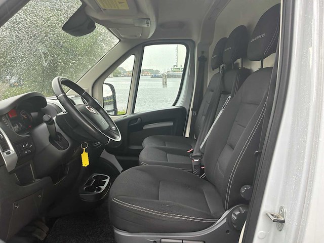 2022 fiat e-ducato 3.5t l4h2 47 kwh rr bedrijfswagen - afbeelding 10 van  42