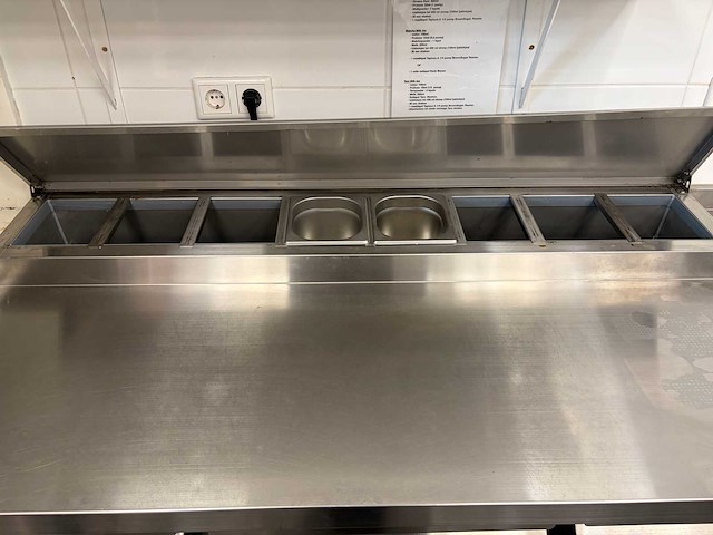 2022 gastro inox - 1000100026282 - rvs koelwerkbank met saladiere - afbeelding 6 van  6