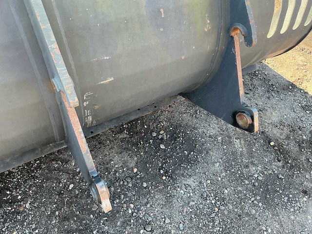 2022 giant eglsb-1750 egalisatie shovel bak - afbeelding 2 van  4