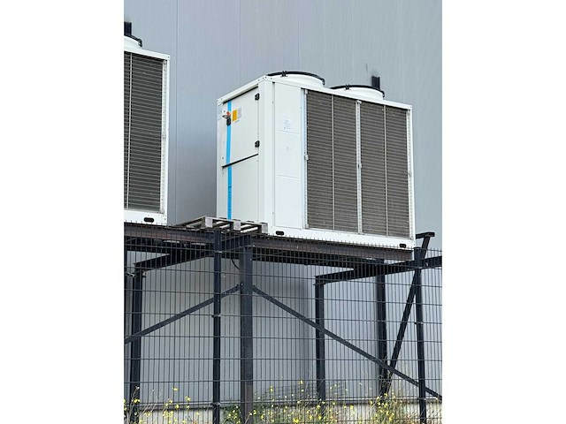 2022 hitema chiller (2x) - afbeelding 16 van  21