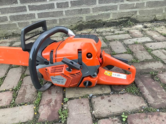 2022 husqvarna 562xp kettingzaag - afbeelding 6 van  6