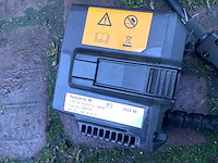 2022 husqvarna blitz adapter accu's en laders - afbeelding 2 van  3