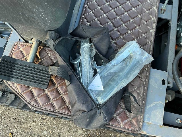 2022 hytec xv10b minigraafmachine - afbeelding 19 van  30