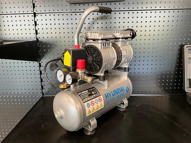 2022 hyundai 55758 compressor - afbeelding 1 van  5