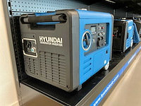 2022 hyundai hy4500sei generator inverter - 4kw - afbeelding 1 van  8
