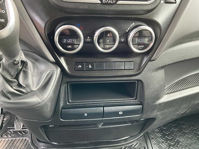 2022 iveco daily 35s18 3.0 bedrijfswagen v-95-lfr - afbeelding 20 van  42
