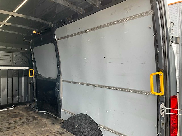 2022 iveco daily 35s18 3.0 bedrijfswagen v-95-lfr - afbeelding 32 van  42