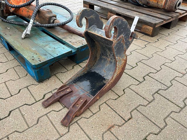 2022 jcb bbs15-220 banaanbak - afbeelding 1 van  8
