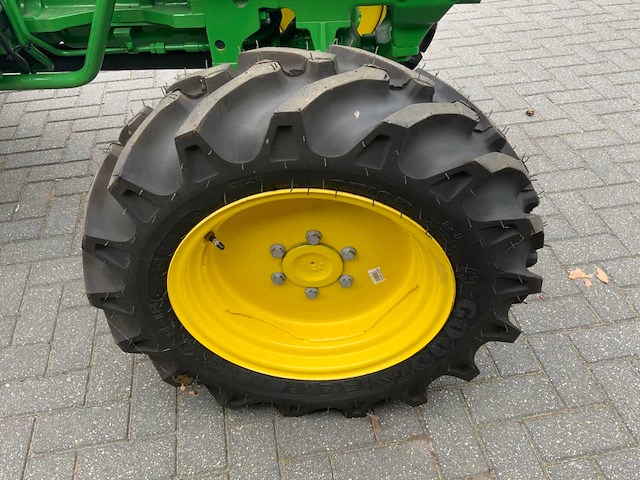 2022 john deere 5050d vierwielaangedreven landbouwtractor “ongebruikt” - afbeelding 20 van  28