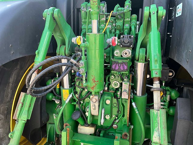 2022 john deere 6r 250 vierwielaangedreven landbouwtractor - afbeelding 25 van  56