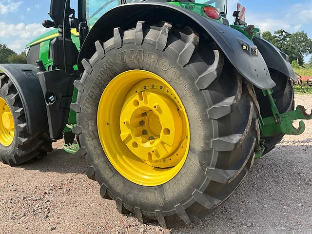 2022 john deere 6r 250 vierwielaangedreven landbouwtractor - afbeelding 53 van  56