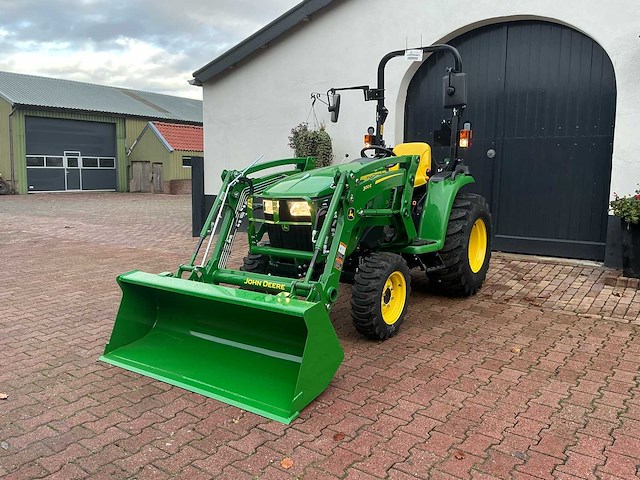 2022 john deere e02 vierwielaangedreven tractor - afbeelding 12 van  33