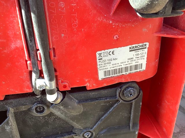 2022 karcher puzzi 10/2 reinigingsmachine - afbeelding 2 van  2