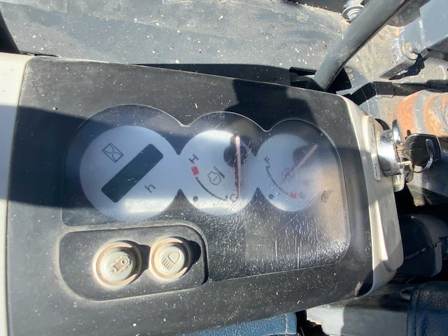 2022 komatsu pc40mr-3 rupsgraafmachine - afbeelding 25 van  32