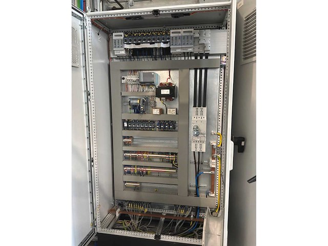 2022 kroenert rol-naar-rol lamineerlijn - afbeelding 18 van  33