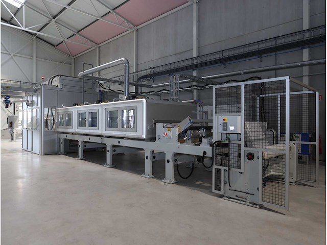 2022 kroenert rol-tot-rol coating en lamineerlijn - afbeelding 23 van  40