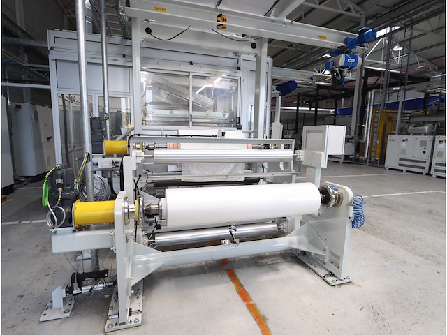 2022 kroenert rol-tot-rol coating en lamineerlijn - afbeelding 38 van  40