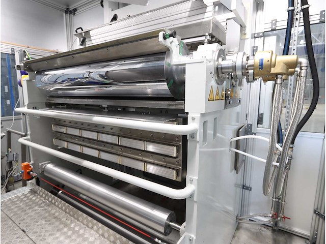 2022 kroenert rol-tot-rol coating en lamineerlijn - afbeelding 4 van  40