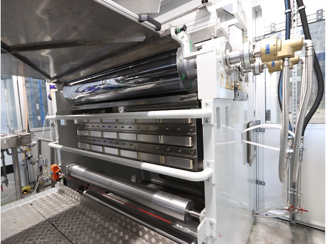 2022 kroenert rol-tot-rol coating en lamineerlijn - afbeelding 7 van  40