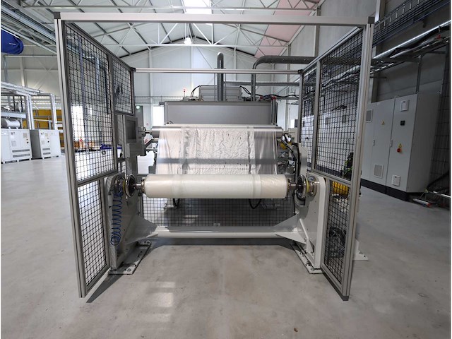 2022 kroenert rol-tot-rol coating en lamineerlijn - afbeelding 18 van  40