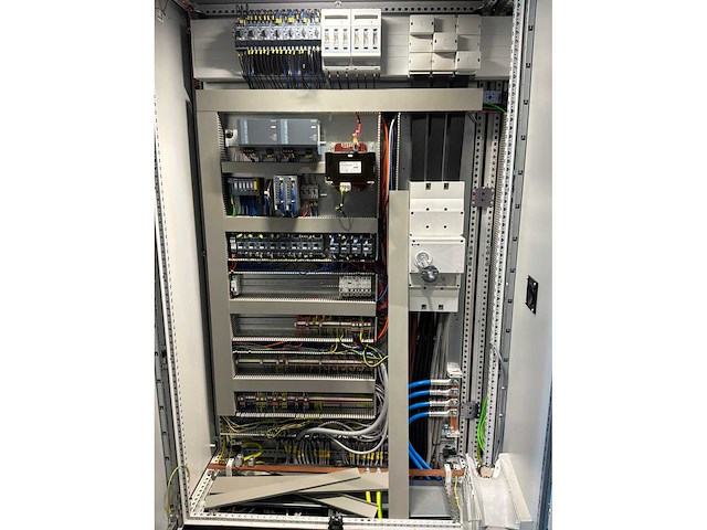 2022 kroenert rol-tot-rol coating en lamineerlijn - afbeelding 26 van  40