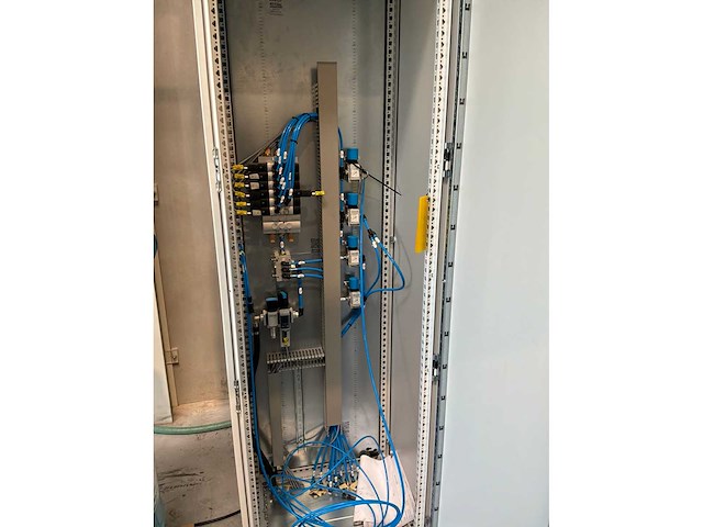 2022 kroenert rol-tot-rol coating en lamineerlijn - afbeelding 32 van  40