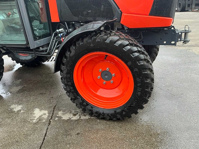 2022 kubota b2261 vierwielaangedreven landbouwtractor - afbeelding 26 van  48