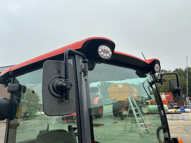 2022 kubota b2261 vierwielaangedreven landbouwtractor - afbeelding 28 van  48