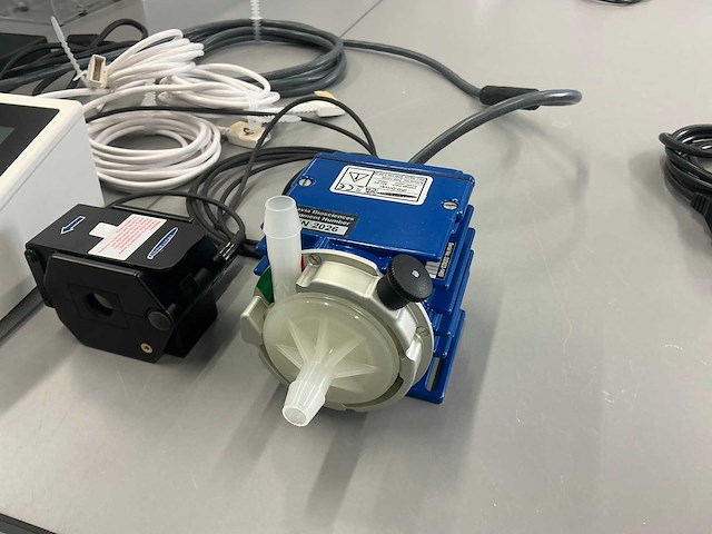 2022 levitronix lco-i100.1 lco besturingsunit met bestuurder en sensor - afbeelding 2 van  5