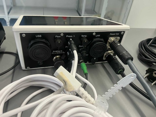 2022 levitronix lco-i100.1 lco besturingsunit met bestuurder en sensor - afbeelding 6 van  7
