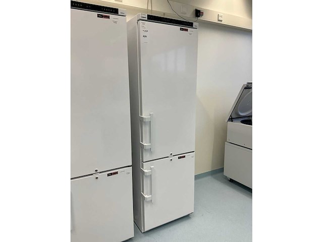 2022 liebherr lcv 4010 mediline laboratorium koelkast/vriezer combinatie - afbeelding 8 van  13