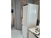 2022 liebherr lcv 4010 mediline laboratorium koelkast/vriezer combinatie - afbeelding 3 van  8