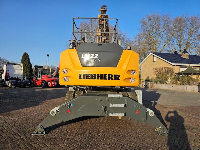 2022 liebherr lh 22 m industry litronic gk9 mobiele overslagmachine met dehaco dsg1102 sorteergrijper - afbeelding 13 van  16