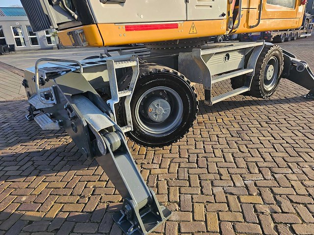 2022 liebherr lh 22 m industry litronic gk9 mobiele overslagmachine met dehaco dsg1102 sorteergrijper - afbeelding 16 van  16