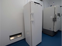 2022 liebherr lkv 3910 mediline laboratoriumkoelkast