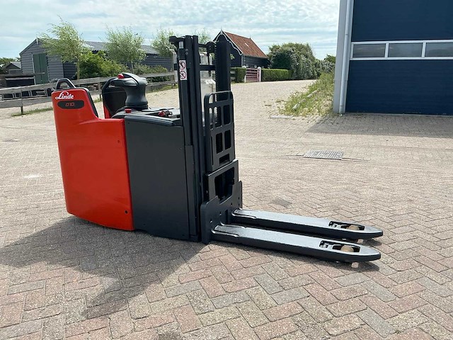 2022 linde d10fp stapelaar - afbeelding 9 van  14